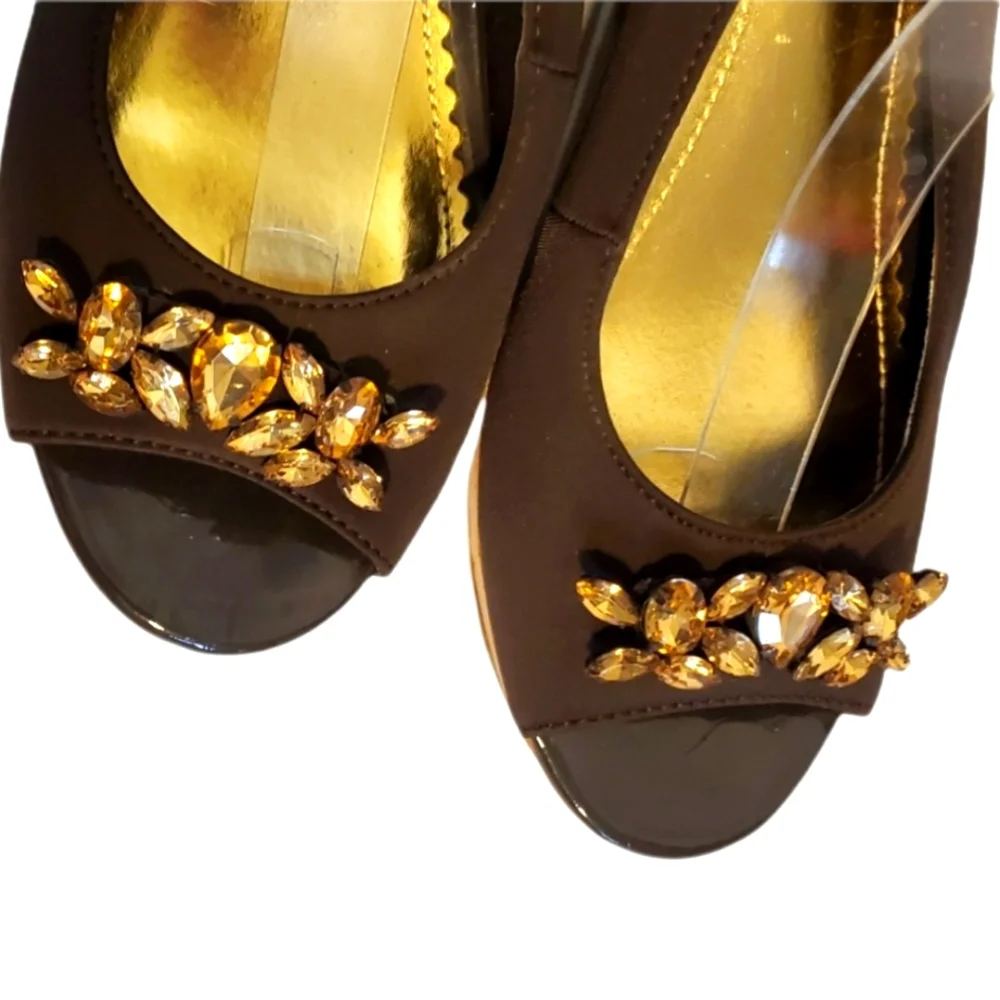 Laura Ashley Brown Peep toe wedge heels. - Picture 2 of 9